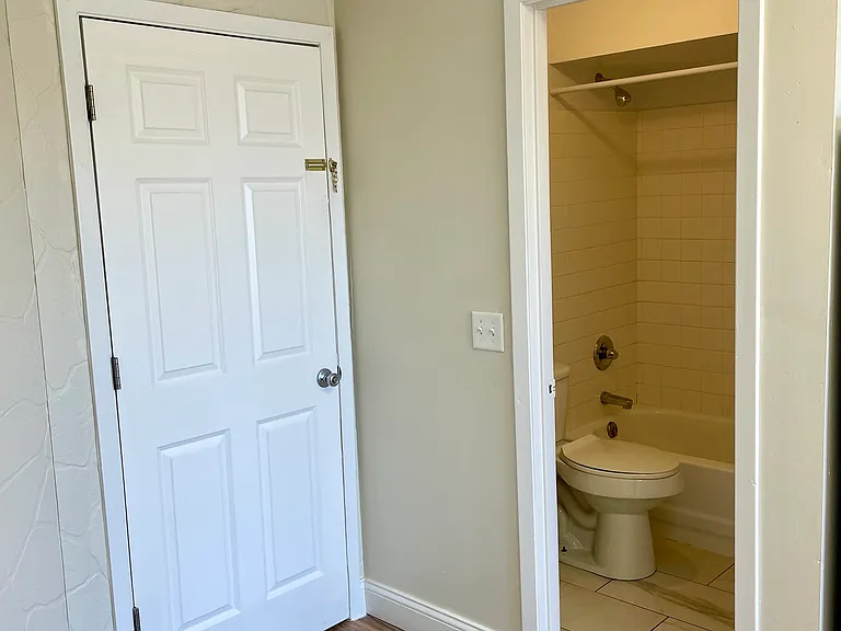 309 N Memorial St #2 — Photo 5