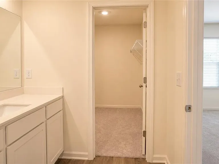 2095 Emerson Dr — Photo 7
