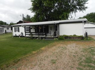 172 Russell Rd, Grand Island, NE 68801