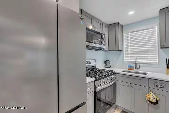 2 bed, 851 sqft, $1,500 — Photo 4