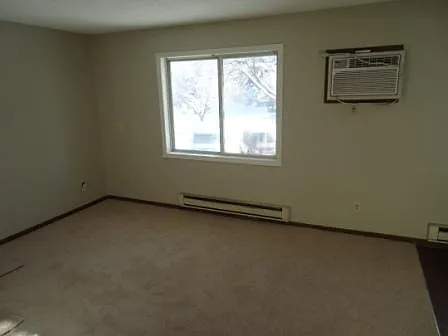 16554 Franklin Trl SE #1 — Photo 3