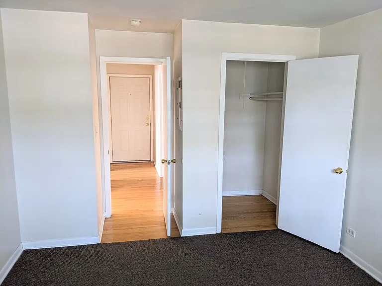 156 Asbury Ave #4 — Photo 9