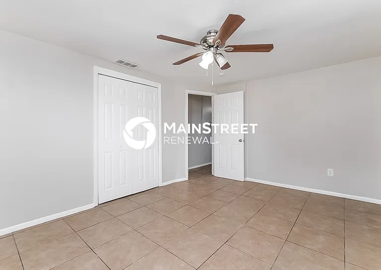 3542 Wiltshire Dr — Photo 8