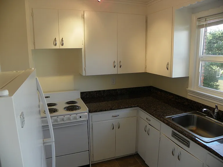 Kitchen_05052021