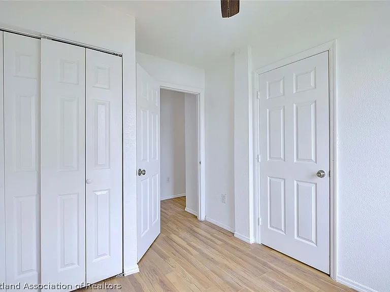 1547 Sycamore Ave — Photo 13
