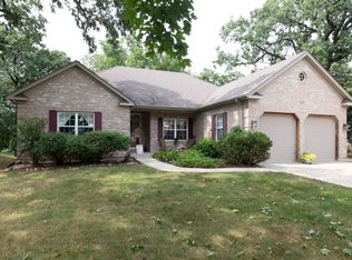 630 Robin Rdg, Elgin, IL 60123