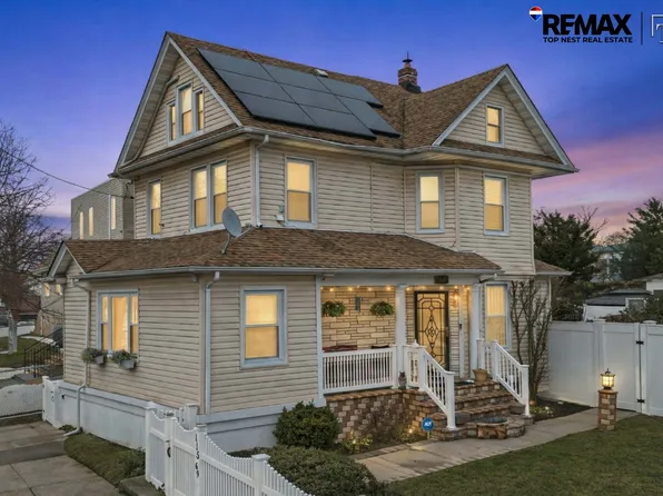 115-69 Farmers Boulevard image 1 of 22