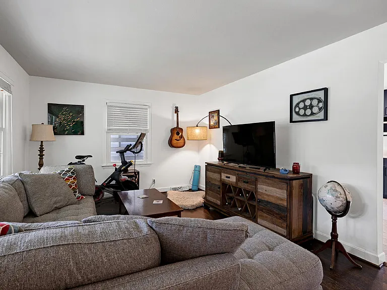 4824 Stafford Dr — Photo 6