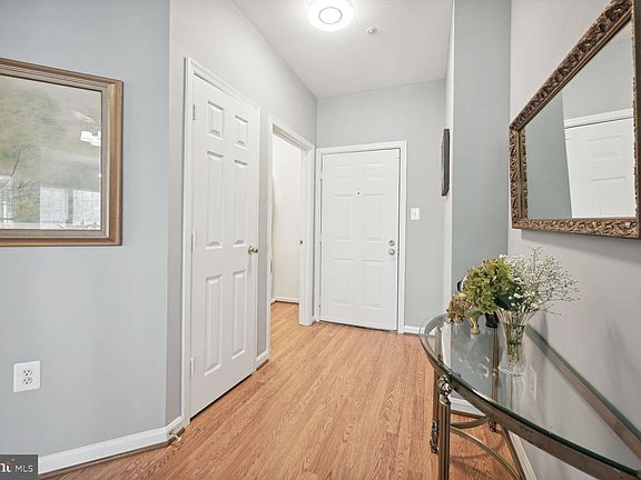 3rd image of 4139 Fountainside Ln Unit 301