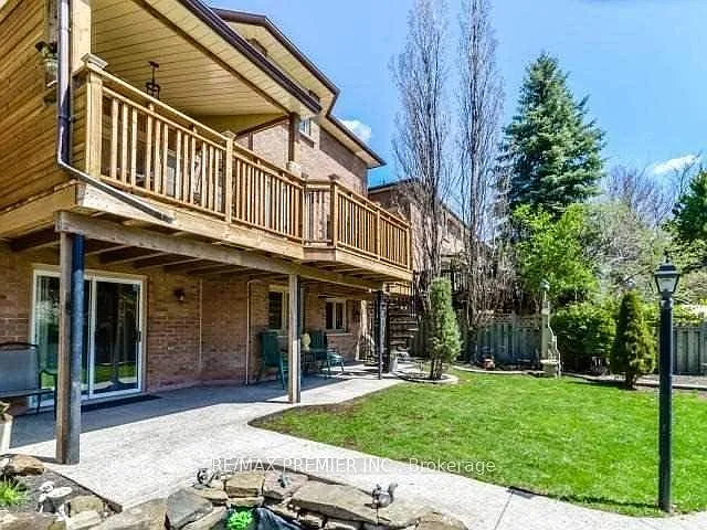 29 Carmen Cres — Photo 16