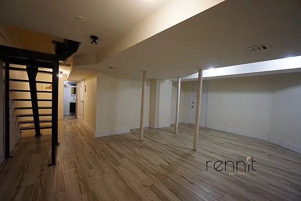 Rented by Rennit Inc. | media 10