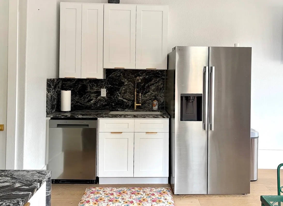 2 bed, $3,000 — Photo 3