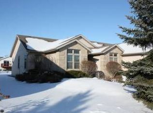2344 Essex Dr, Sun Prairie, WI 53590