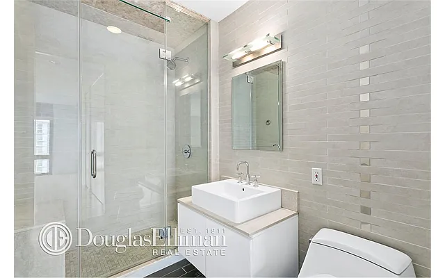 Sold by Douglas Elliman | media 24