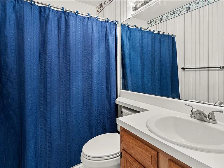 3555 Londonderry Ln — Photo 13