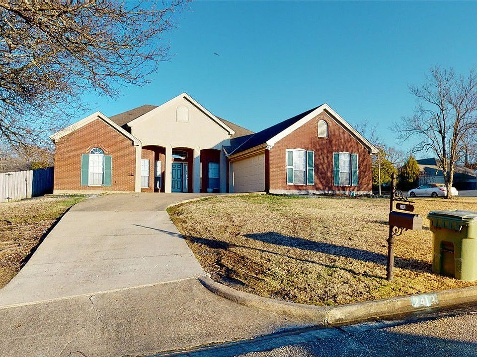 1st image of 2413 Mary Lou Ln