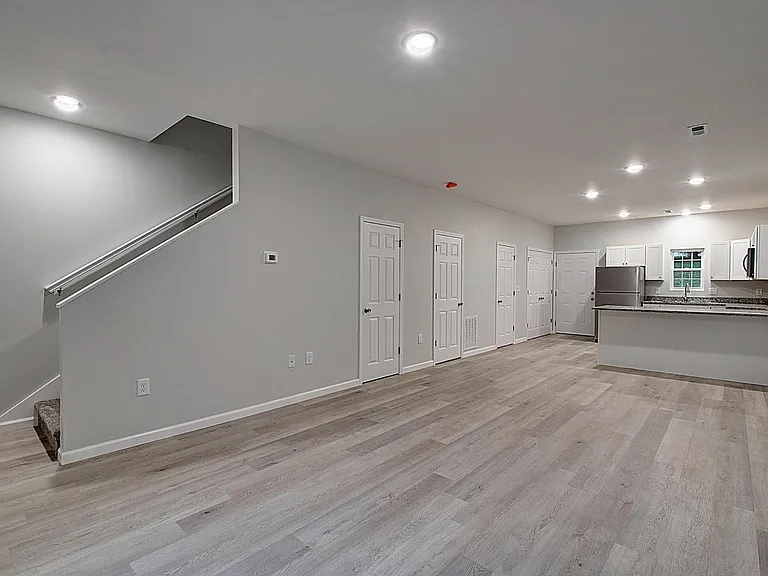 1080 Packing House Rd #12 — Photo 19