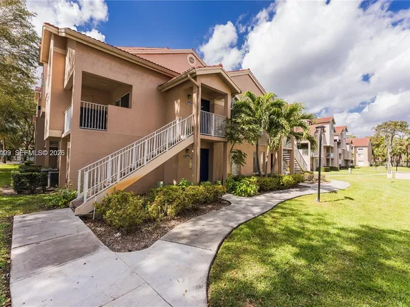 10521 SW 157th Pl APT 102, Miami, FL 33196