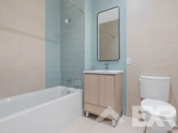 33 4th Street image 7 of 14