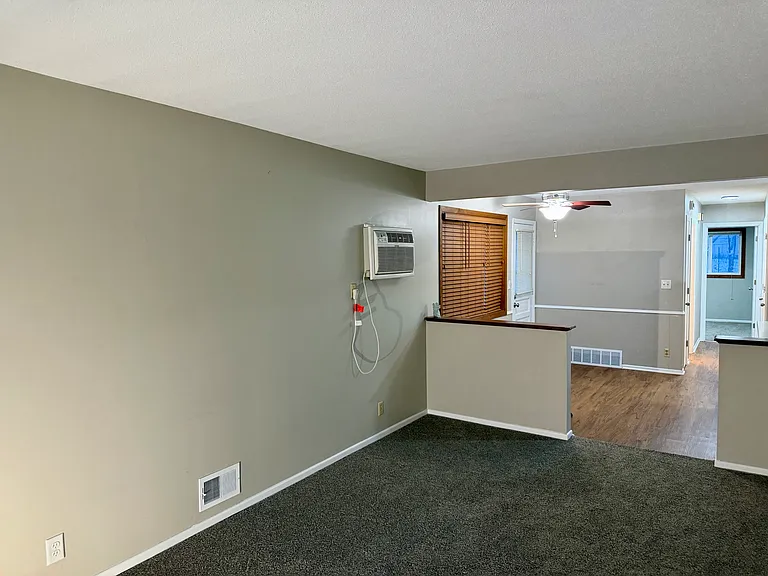 1677 Leone Ave — Photo 3