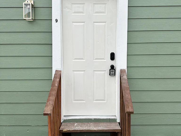 410 Randall St #9 — Photo 17
