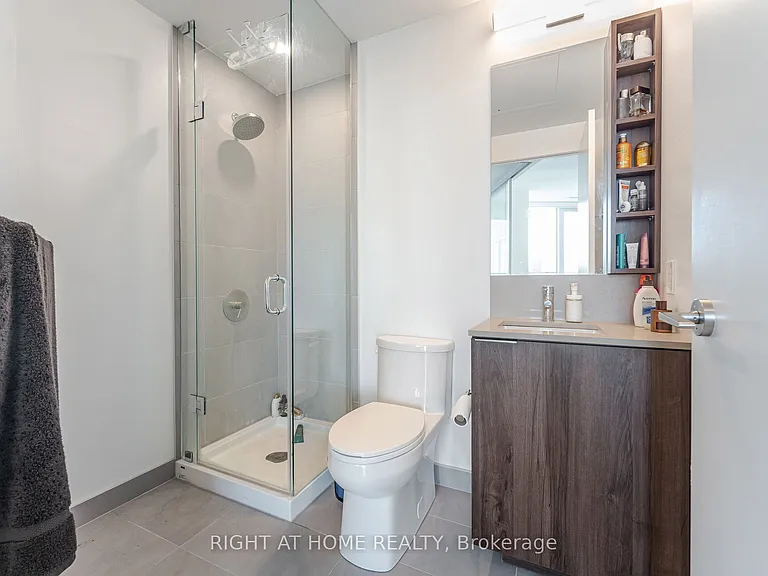 7890 Jane St #508 — Photo 24