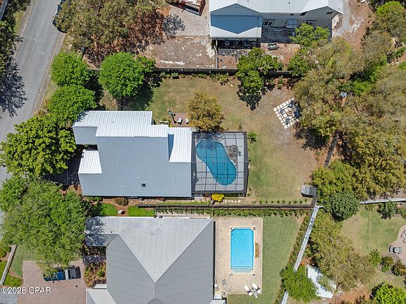 3rd image of 550 Seabreeze Cir