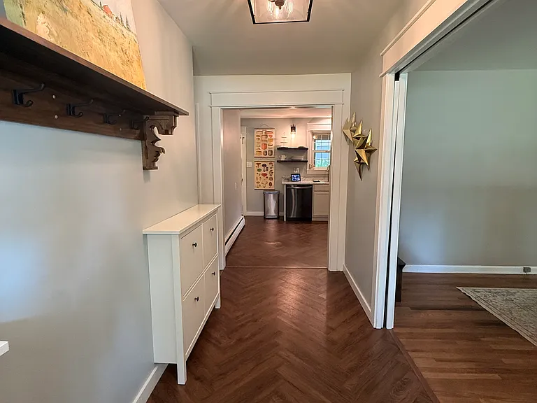 1349 Sweet Briar Rd — Photo 5