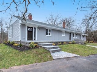 1 Mill End Rd, Whitehouse Station, NJ 08889