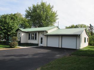 1418 8th St S, Virginia, MN 55792