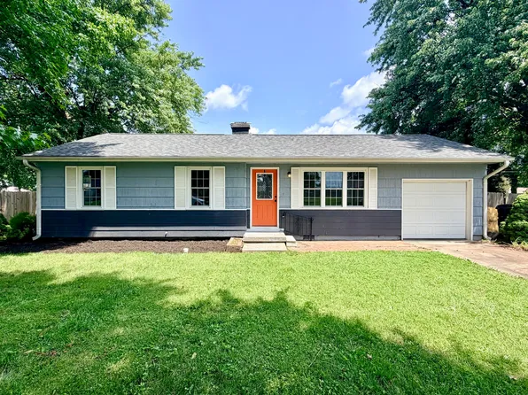 329 North Dr, Marshall, MO 65340
