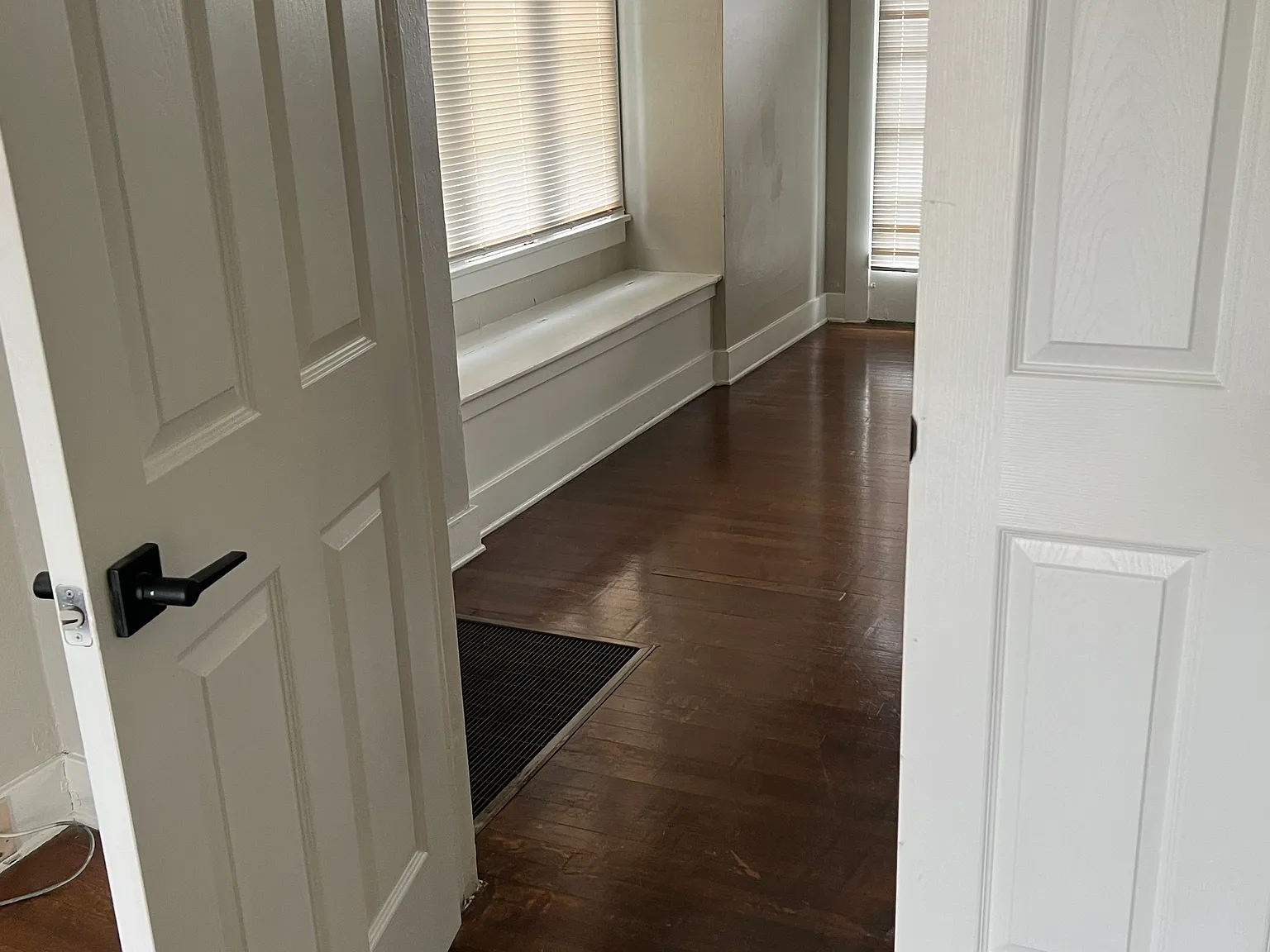 2 bed, 850 sqft, $1,450 — Photo 2
