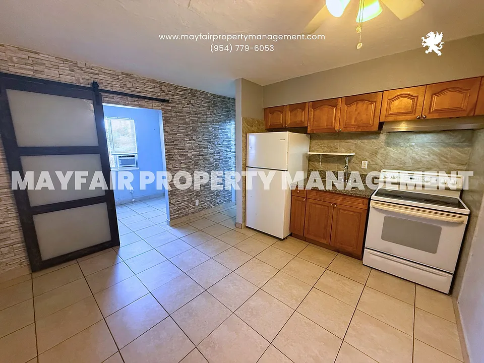 100 NW 30th Ave #7