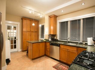 307 Tappan St #1, Brookline, MA 02445