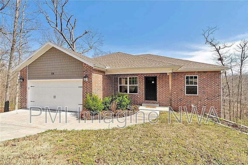54 Morvan Dr