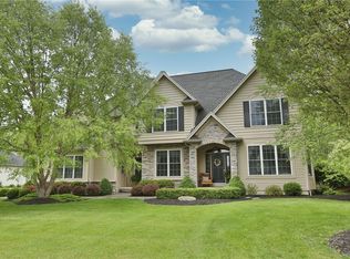 15 Triple Diamond Way, Webster, NY 14580