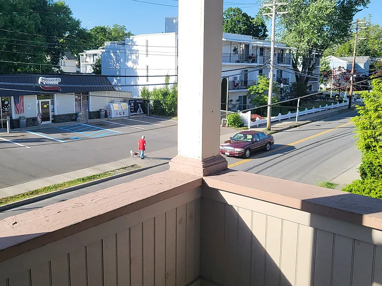 160 Main St #3 — Photo 16