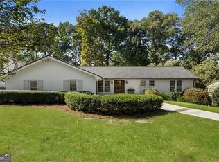 1736 Ridge Valley Ct NW, Atlanta, GA 30327