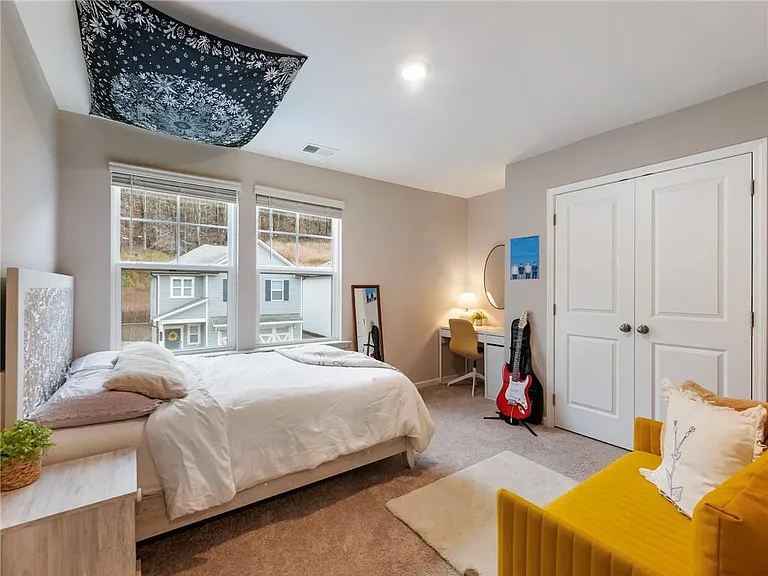 680 Groover St — Photo 31