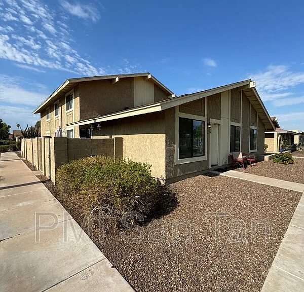 1264 N 84th Pl — Photo 1