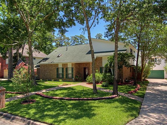 Large, wooded, cul-de-sac lot.