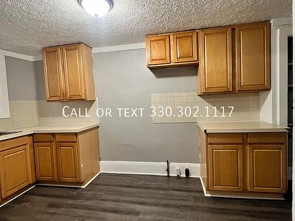 5th image of 714 N Ave Ne