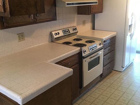 4th image of 767 W Sierra Ave APT 103