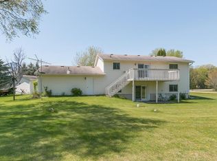 18929 149th St NW, Elk River, MN 55330