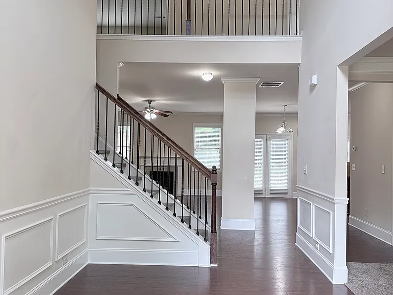 1610 Apple Blossom Dr — Photo 2