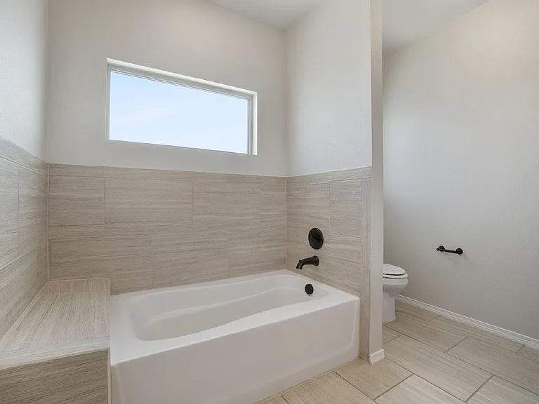 14362 Loma Esmeralda Dr — Photo 20