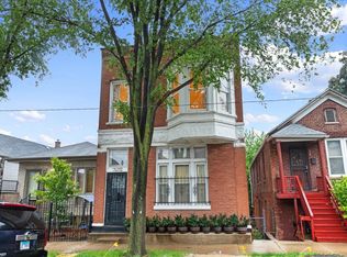3357 S Oakley Ave, Chicago, IL 60608