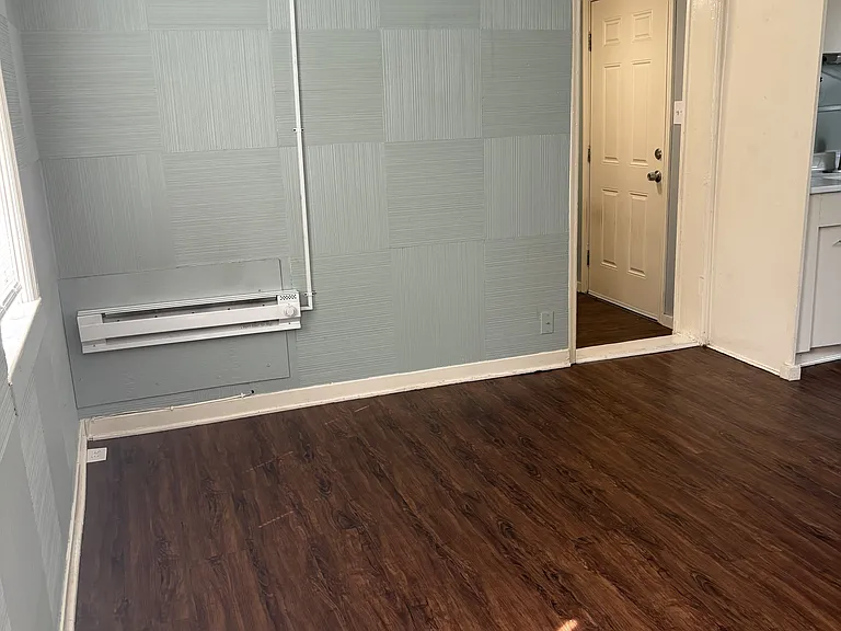 5937 Holmes St #4 — Photo 12