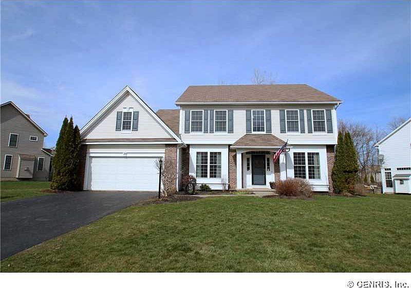 1st image of 39 Woodgreen Dr