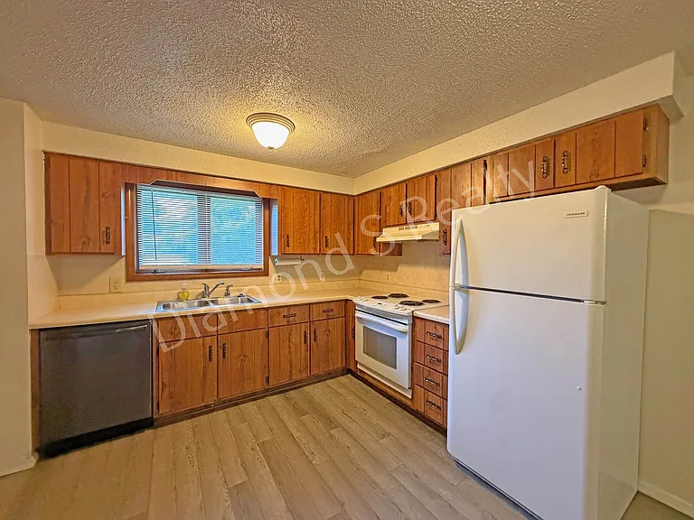 2335 W Farm Rd 164, Spfd — Photo 6